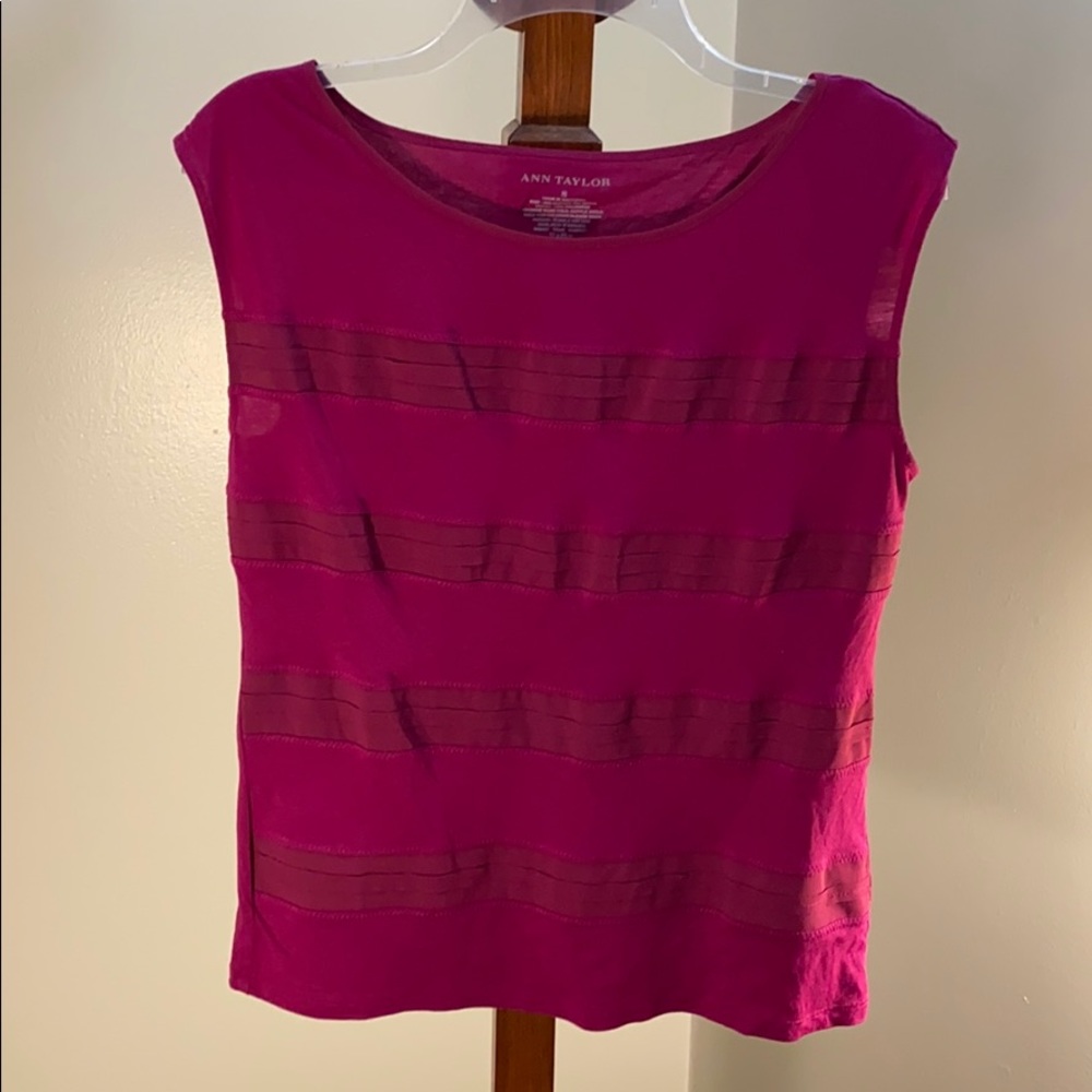 ANN TAYLOR Sleeveless Top